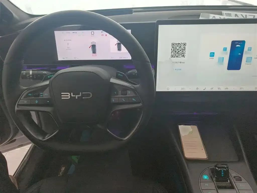 BYD Seal — фото 3