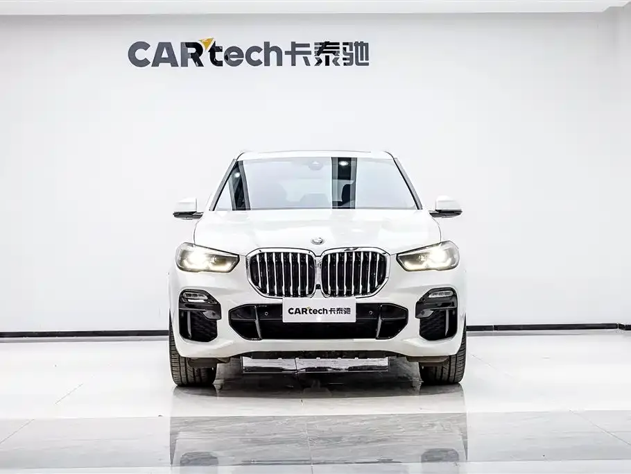 BMW X5 (Import) — фото 2