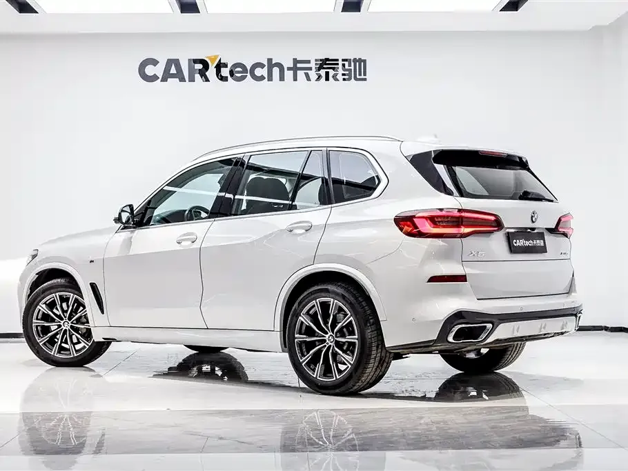 BMW X5 (Import) — фото 8