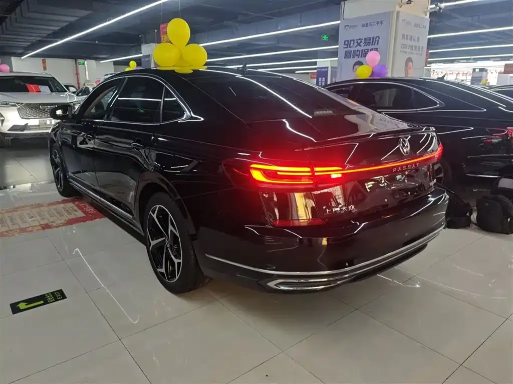 Volkswagen Passat — фото 4