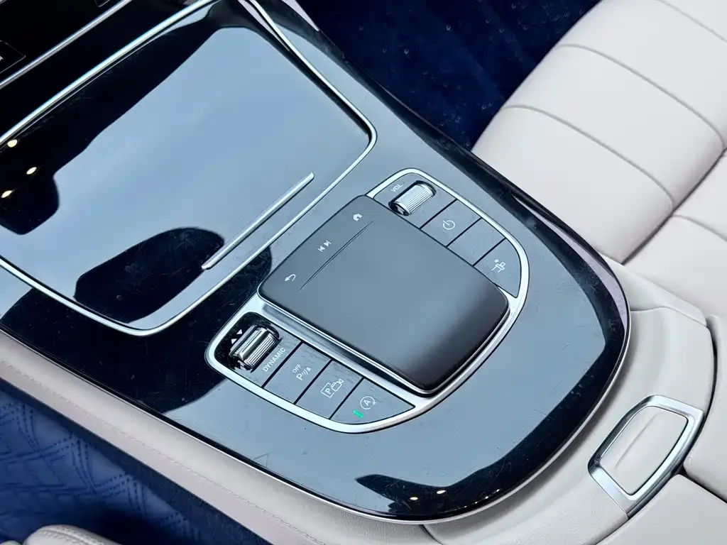 Mercedes-Benz E-Class (Import) — фото 2