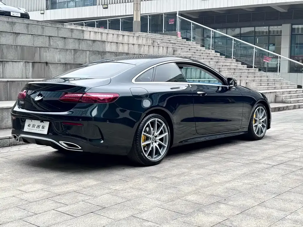 Mercedes-Benz E-Class (Import) — фото 6