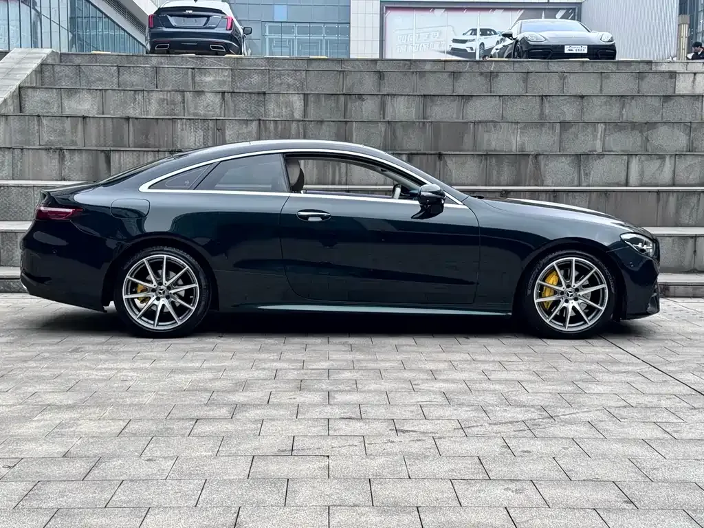 Mercedes-Benz E-Class (Import) — фото 3