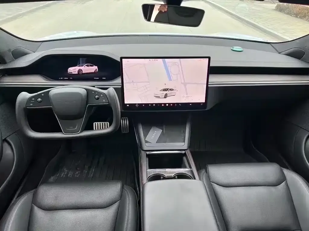 Tesla Model S — фото 3