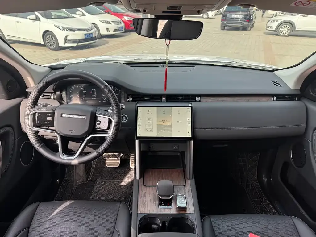 Land Rover Discovery Sport — фото 3