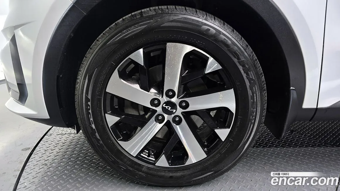 Kia Sorento — фото 8