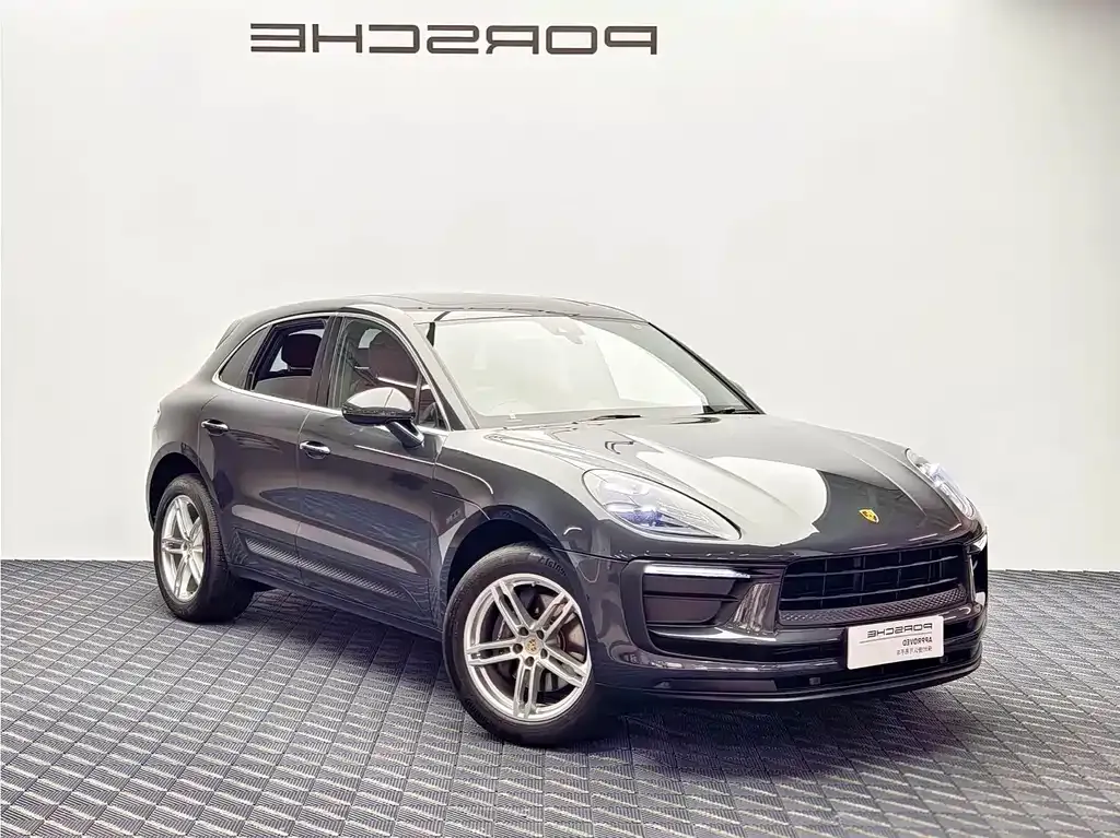 Porsche Macan — фото 1