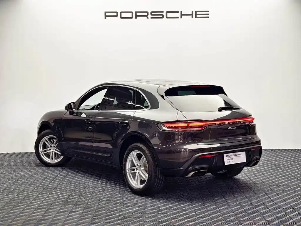 Porsche Macan — фото 10