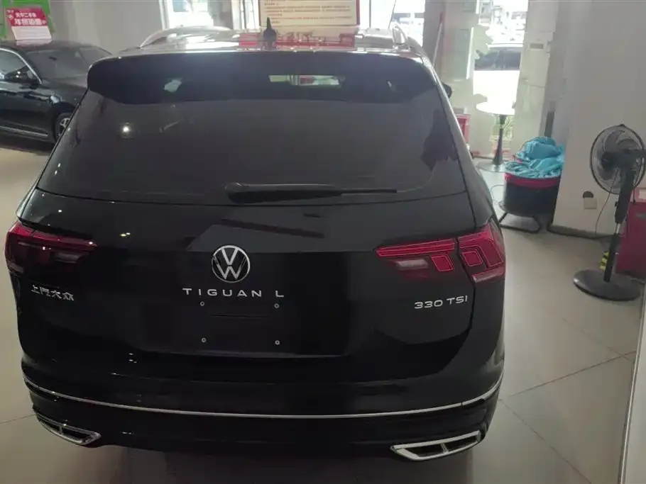 Volkswagen Tiguan L — фото 9