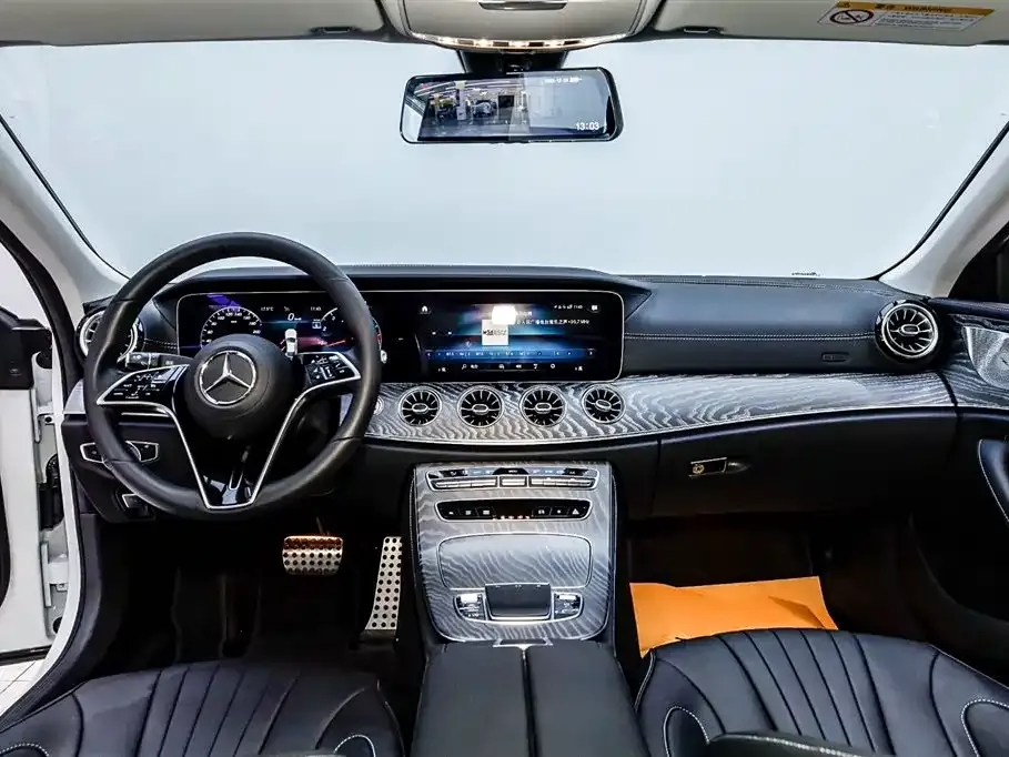 Mercedes-Benz CLS — фото 4