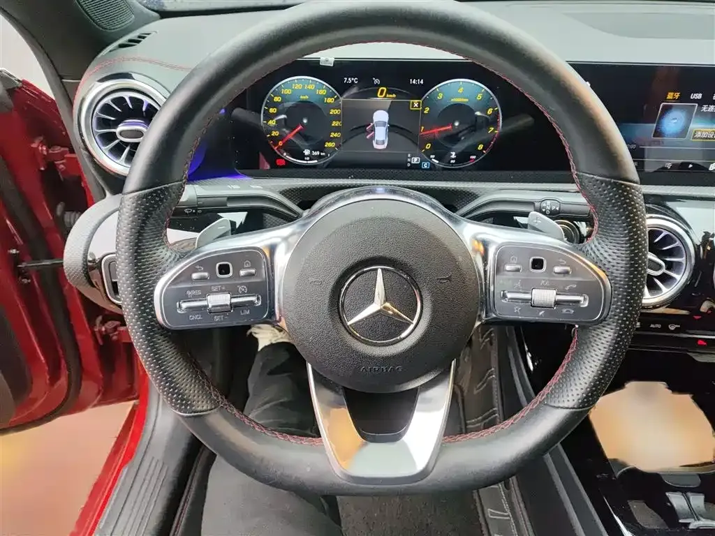Mercedes-Benz CLA (Import) — фото 5