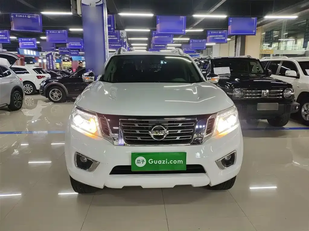 Nissan Navara — фото 2