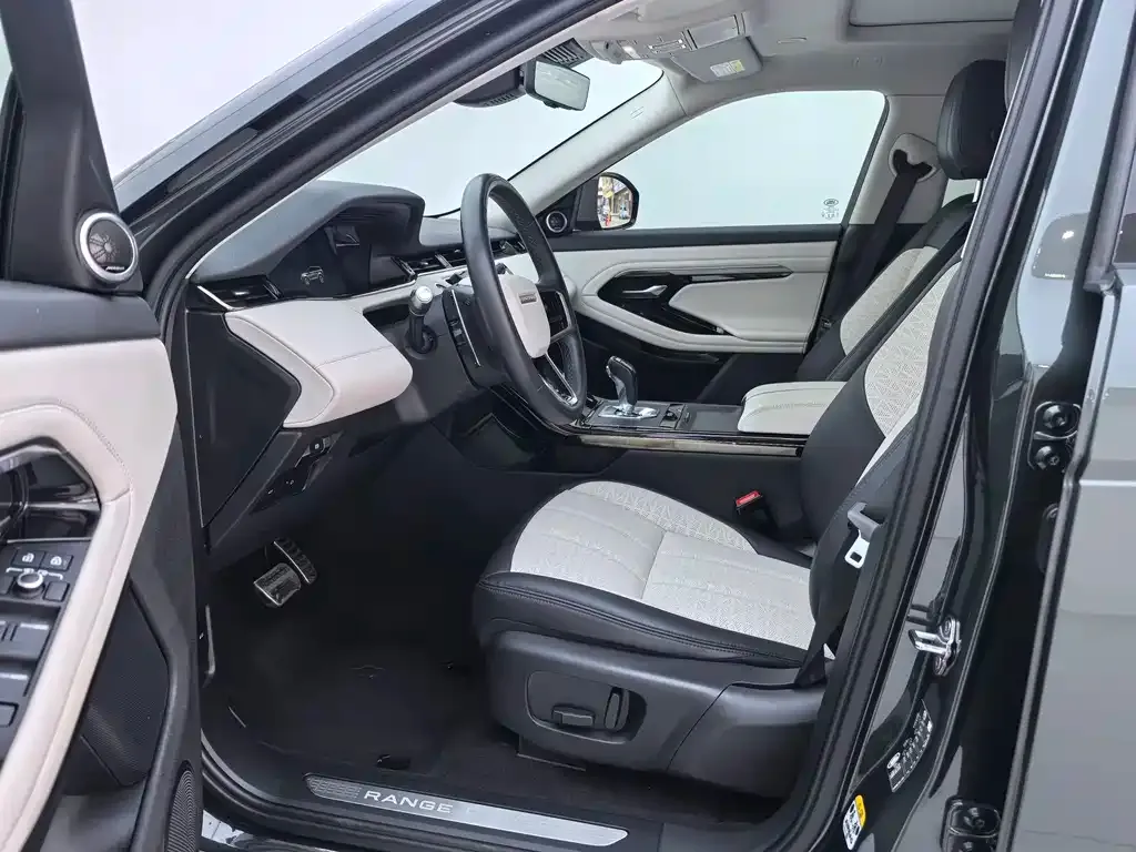 Land Rover Evoque — фото 9