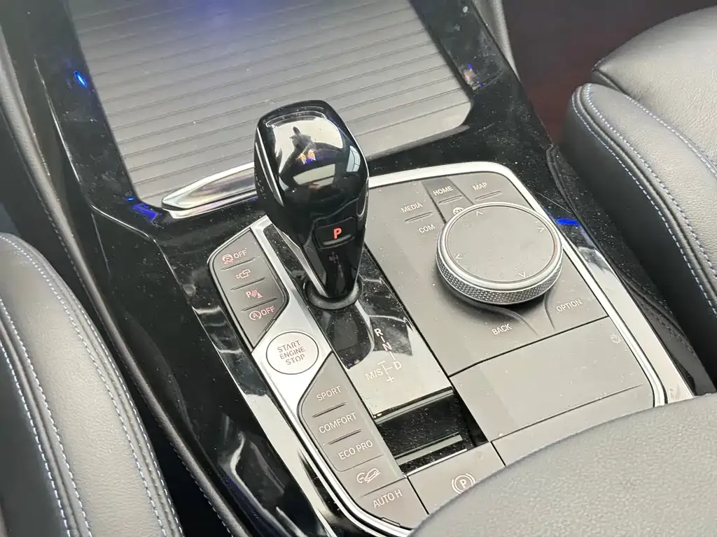 BMW X4 M40i — фото 4