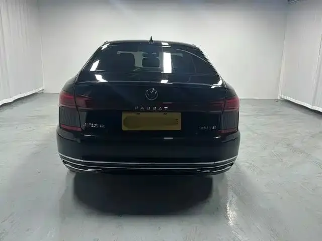 Volkswagen Passat — фото 2