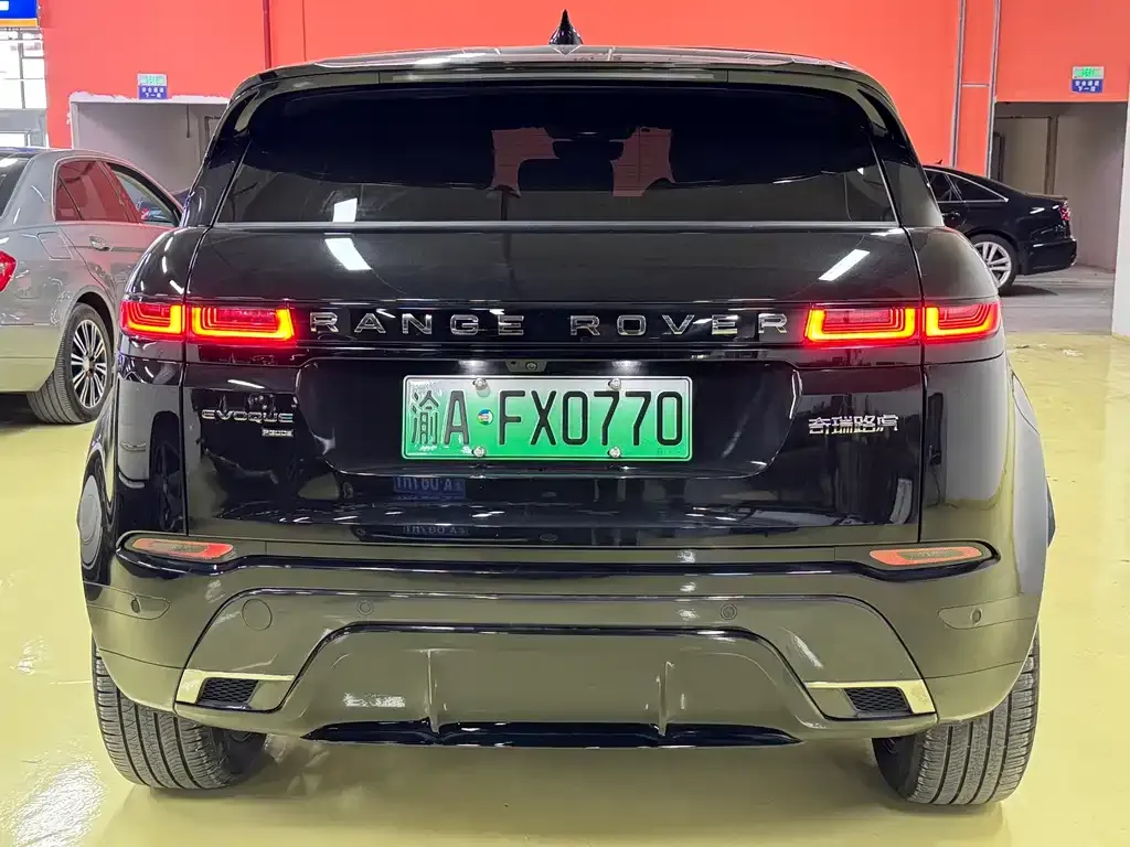 Land Rover Evoque PHEV — фото 3