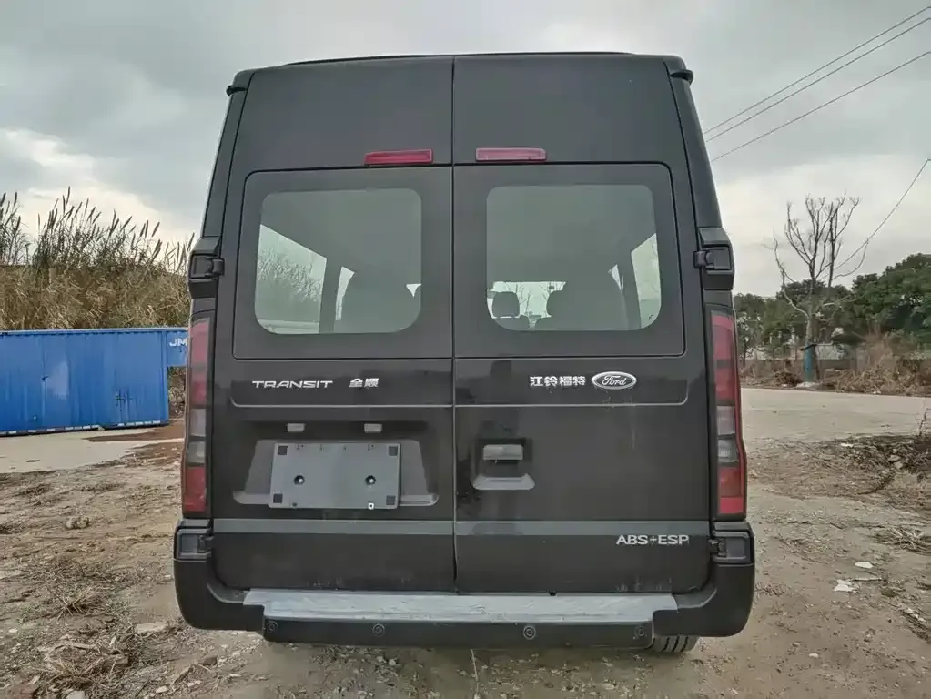 Ford Transit Custom — фото 8