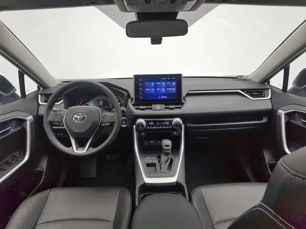 Toyota RAV4 — фото 2
