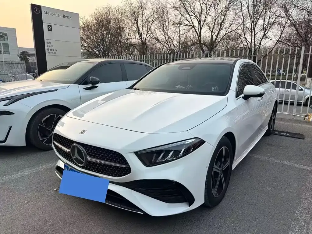 Mercedes-Benz A-Class — фото 1