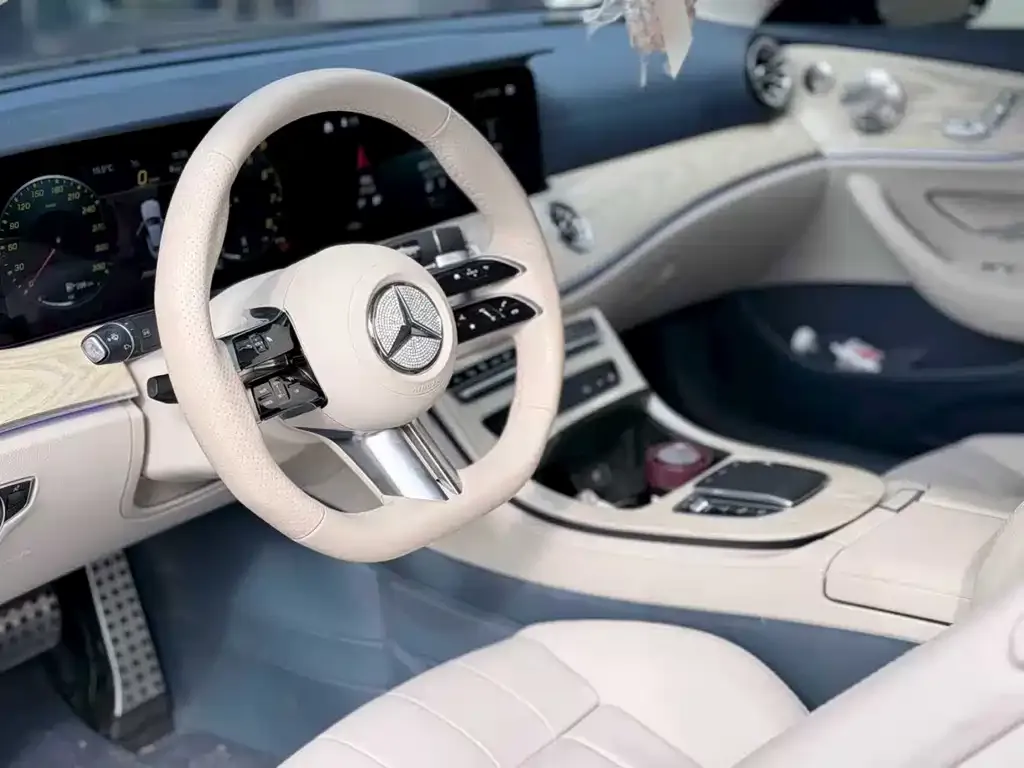 Mercedes-Benz E-Class (Import) — фото 4
