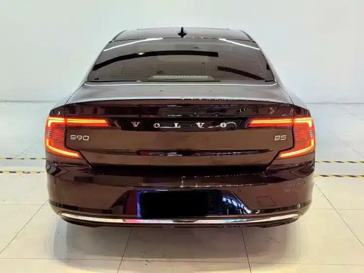 Volvo S90 — фото 3