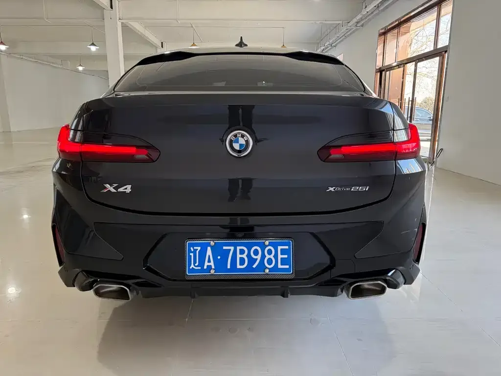 BMW X4 — фото 2