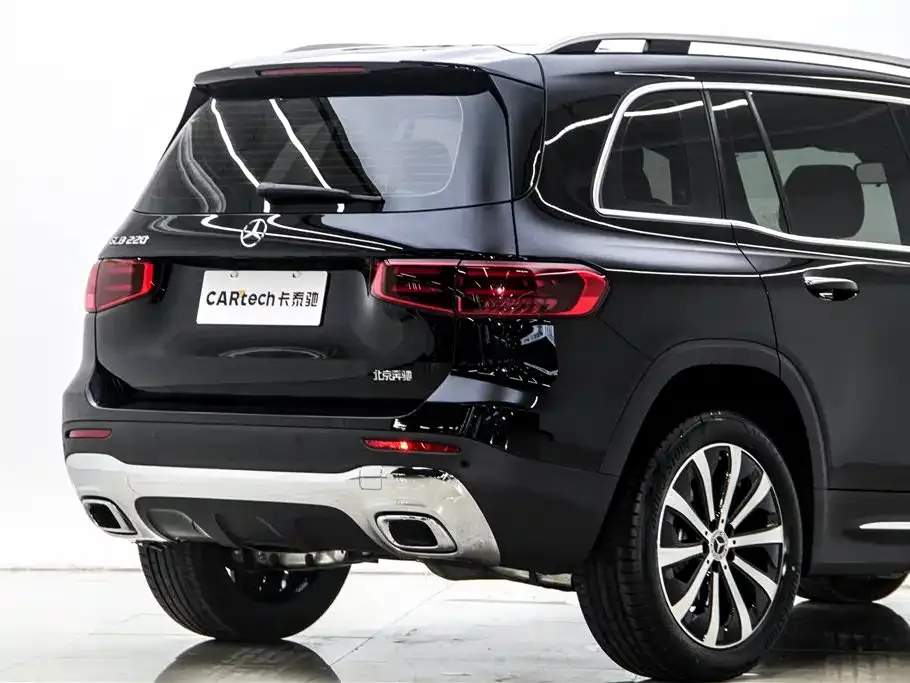 Mercedes-Benz GLB — фото 10