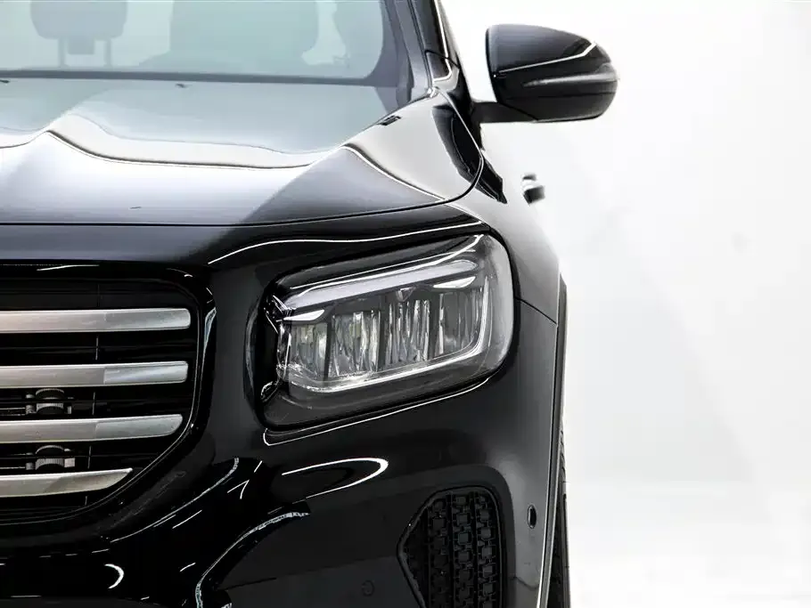 Mercedes-Benz GLB — фото 3