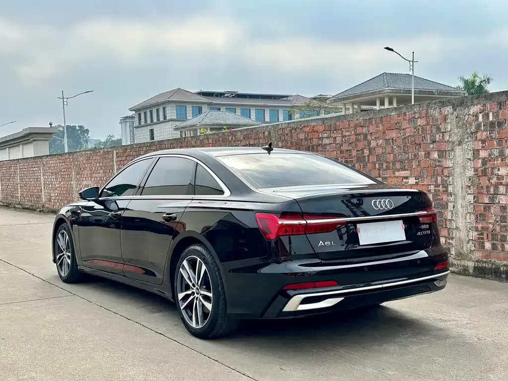 Audi A6L — фото 3