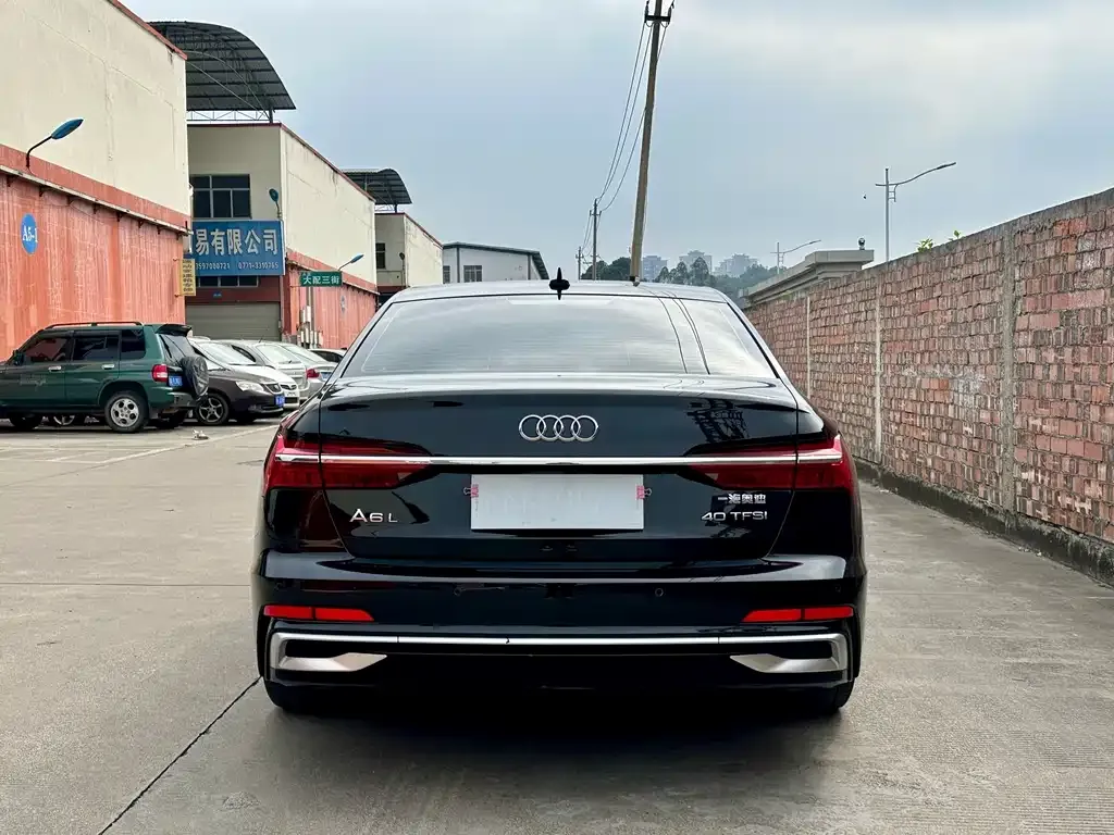 Audi A6L — фото 4
