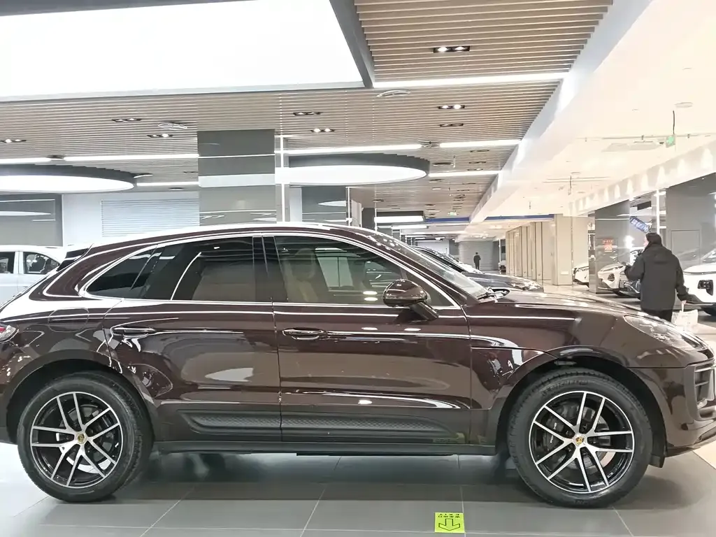 Porsche Macan — фото 7