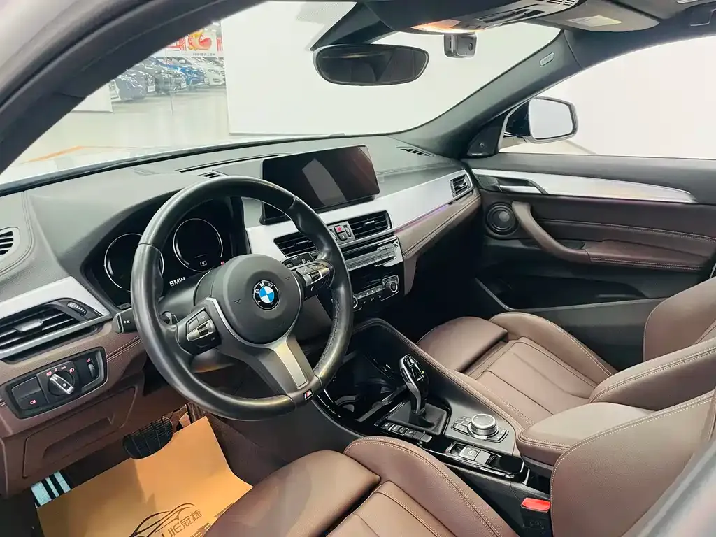 BMW X2 — фото 9