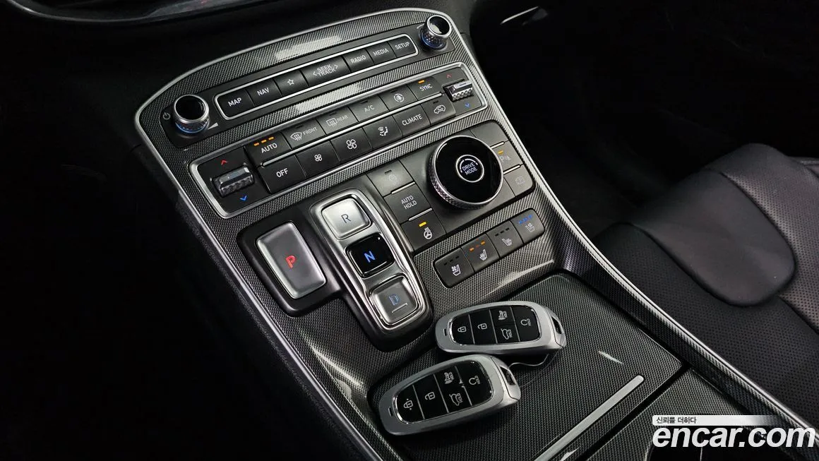 Hyundai Santafe — фото 8
