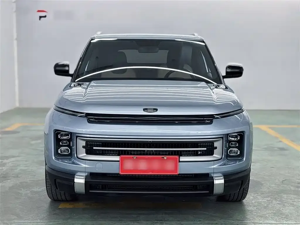 Geely Icon — фото 10
