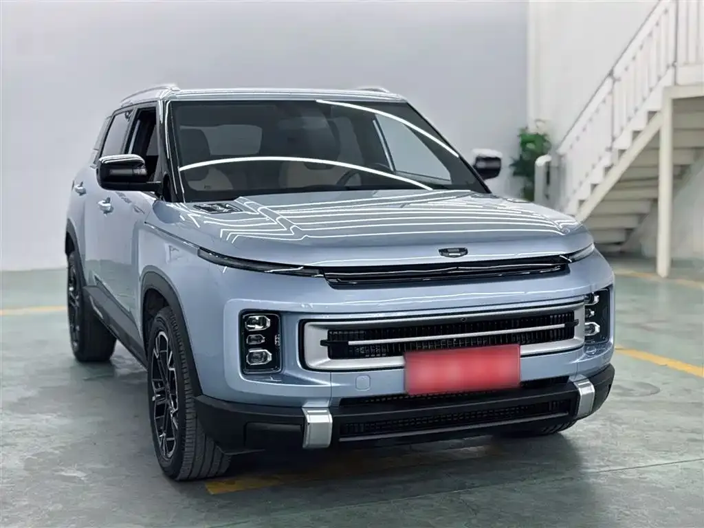 Geely Icon — фото 8