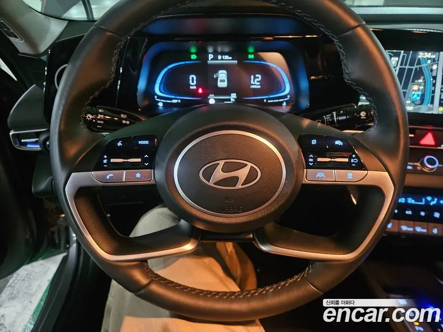 Hyundai AVANTE — фото 4