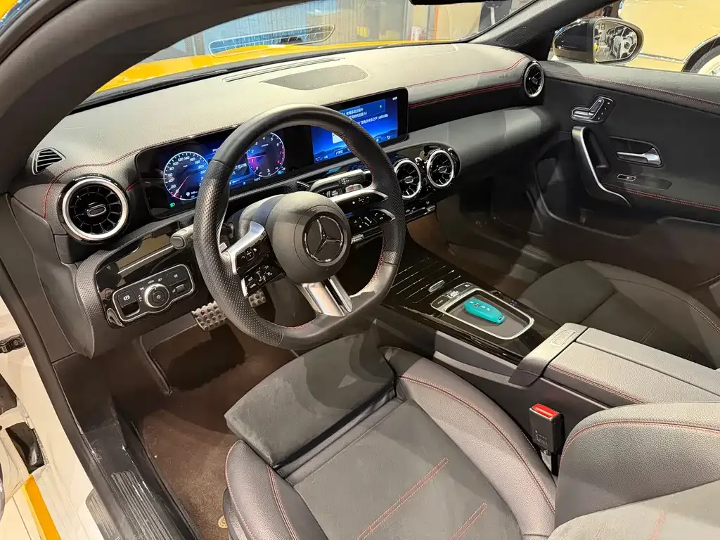 Mercedes-Benz CLA (Import) — фото 10
