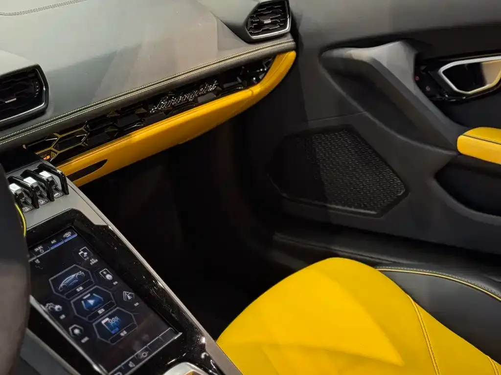 Lamborghini Huracan — фото 9
