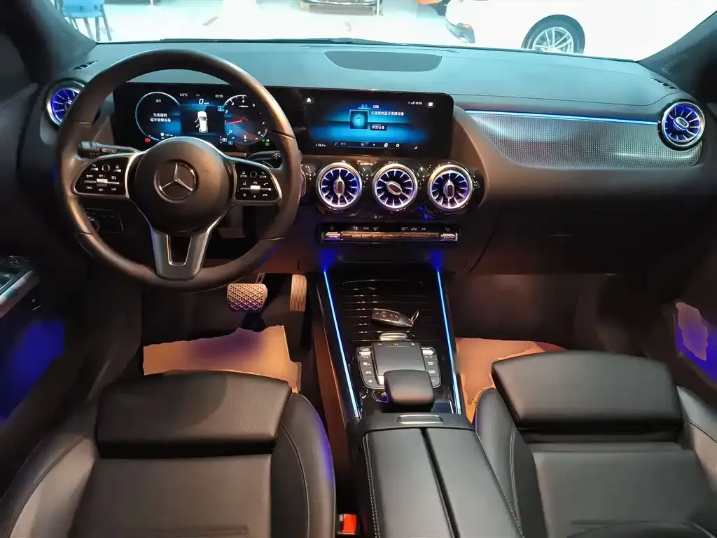Mercedes-Benz GLA — фото 8