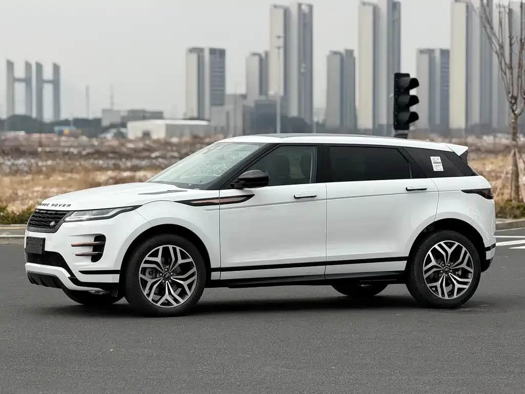 Land Rover Evoque — фото 1