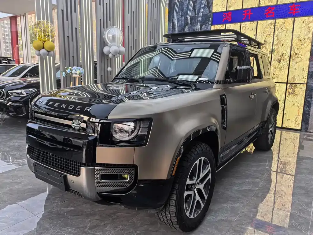 Land Rover Defender — фото 1