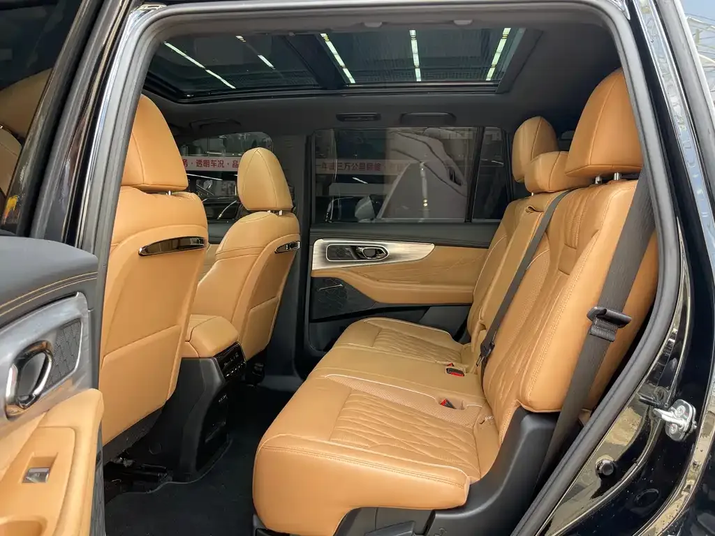 GAC Motor Trumpchi GS8 — фото 5