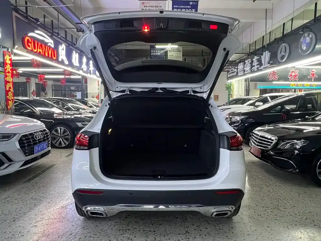 Mercedes-Benz GLA — фото 7
