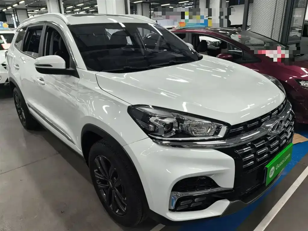 Chery Tiggo 8 — фото 4