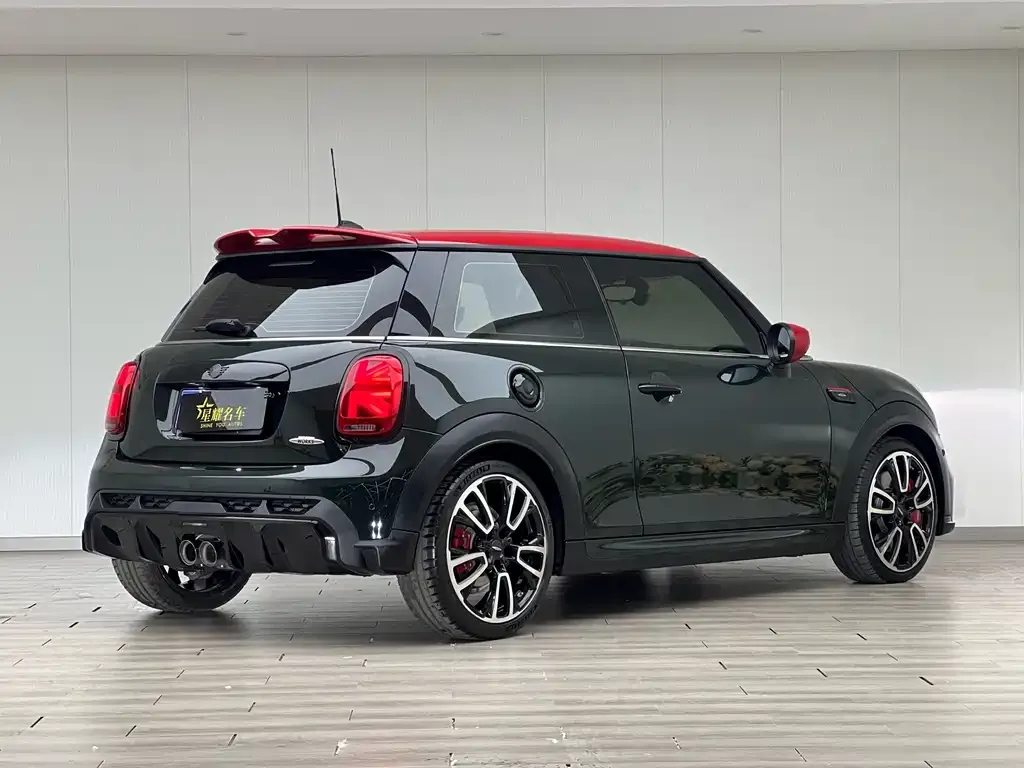 MINI JCW (John Cooper Works) — фото 3