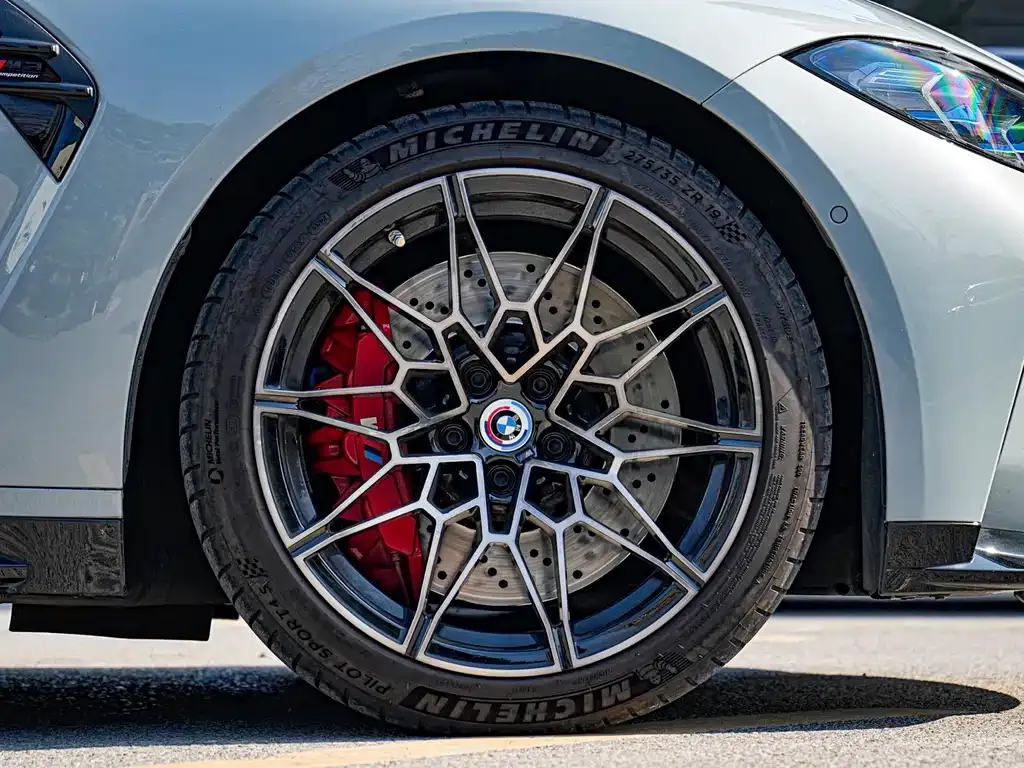 BMW M3 — фото 2
