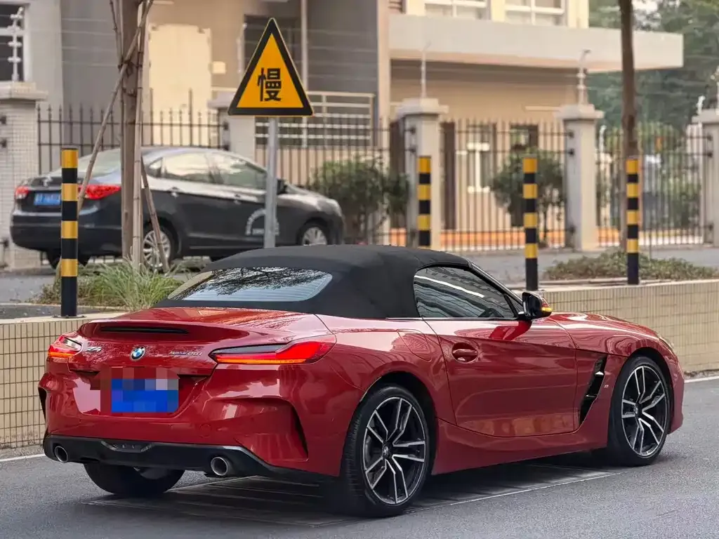 BMW Z4 — фото 8