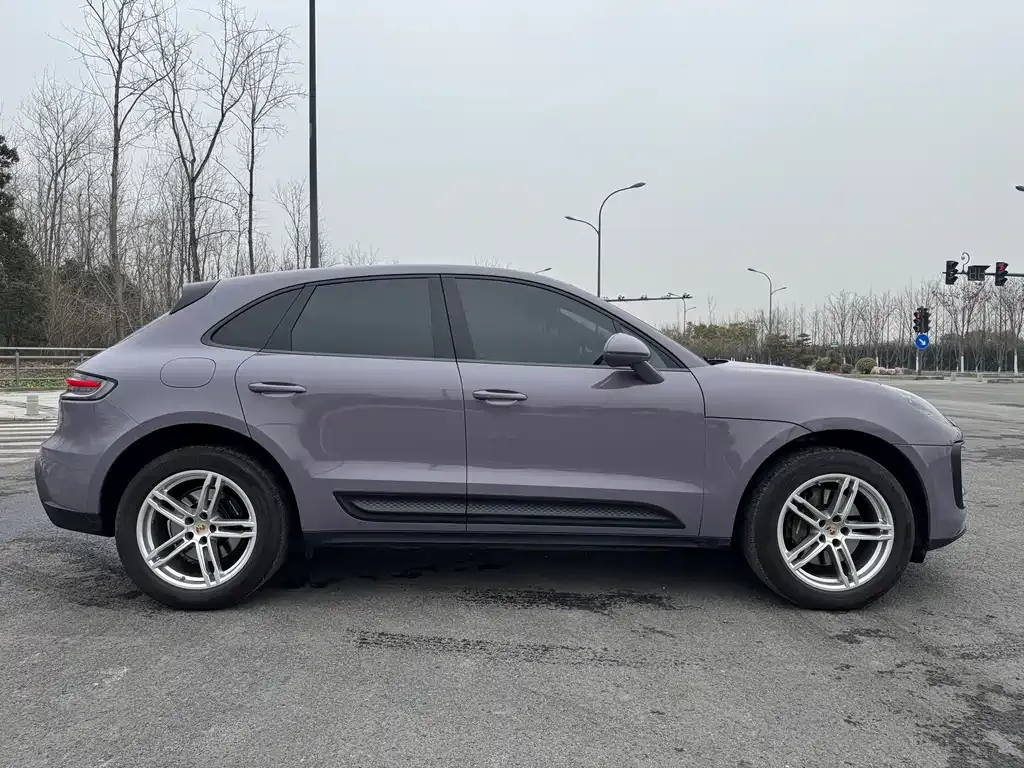 Porsche Macan — фото 9