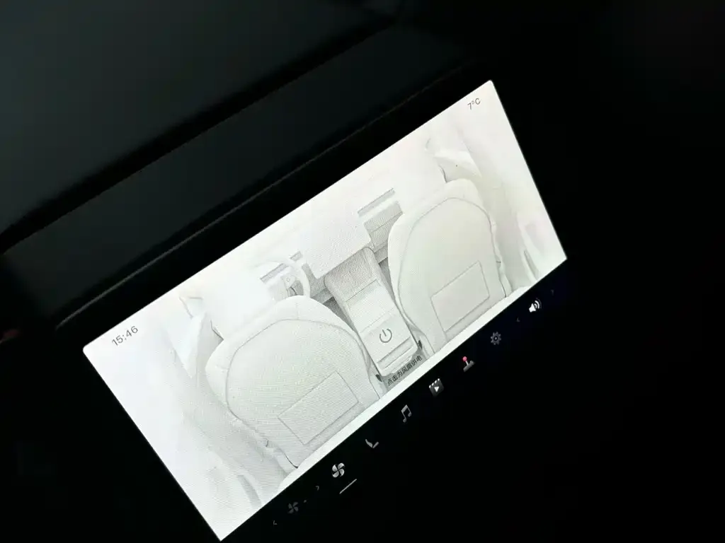 Tesla Model 3 — фото 2