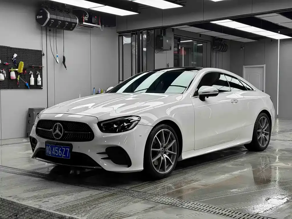 Mercedes-Benz E-Class (Import) — фото 1